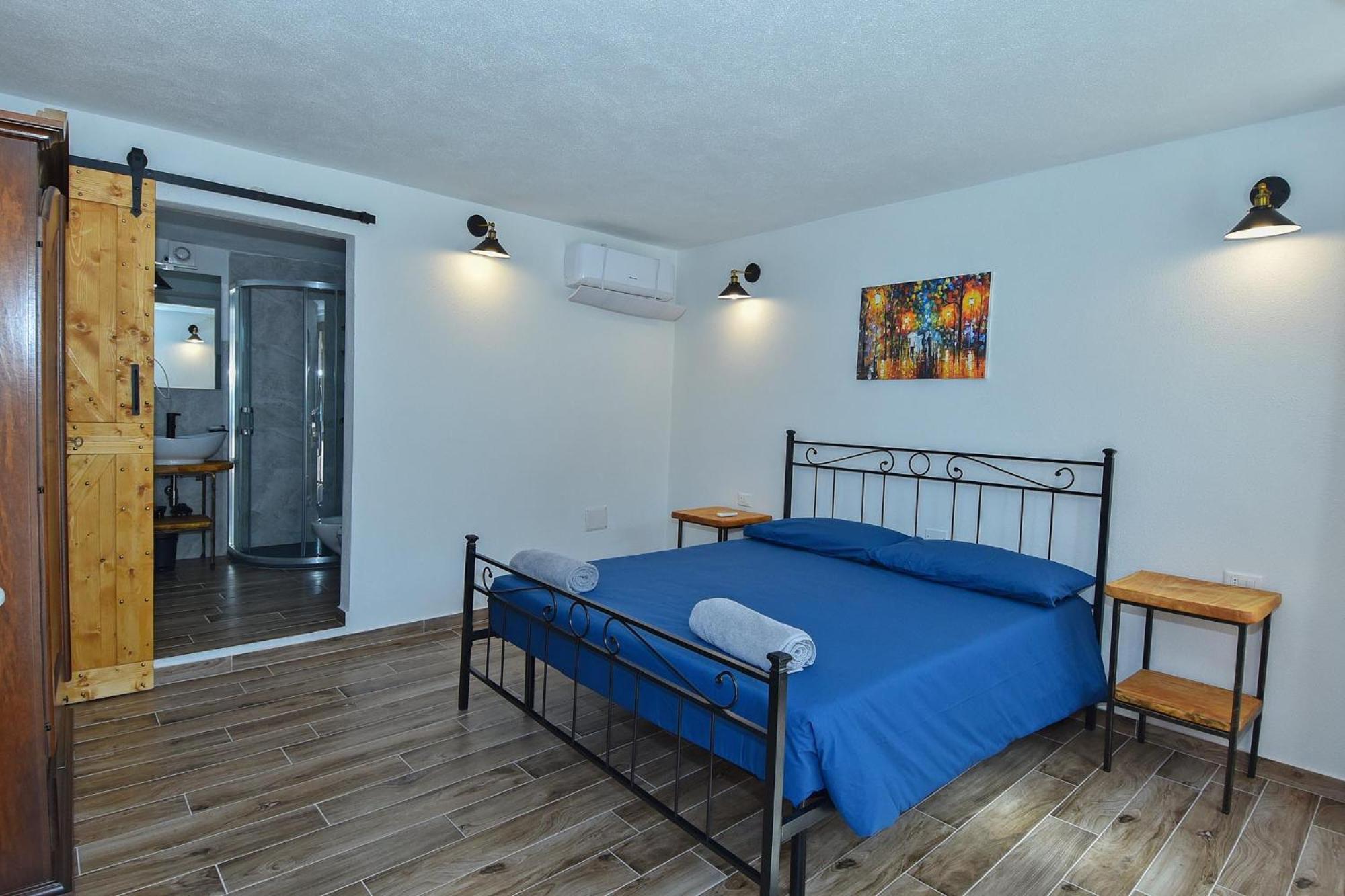 Hotel La Plaza Ollolai Zewnętrze zdjęcie